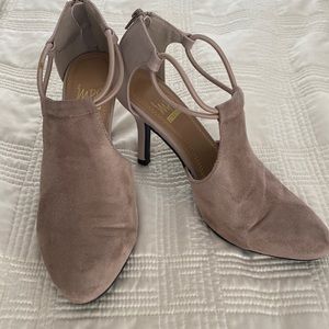 Suede and Leather modern heels by Impo